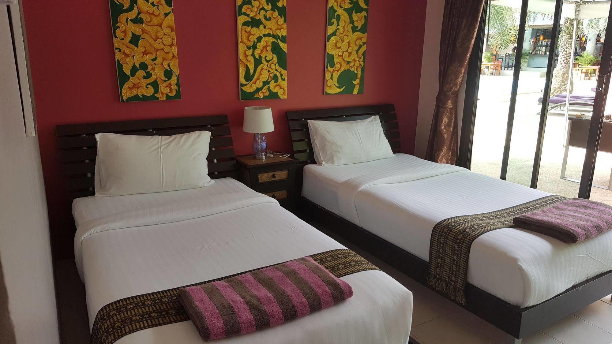 Ma Maison Boutique Hotel. In Phuket Банг Тао Бийч Екстериор снимка